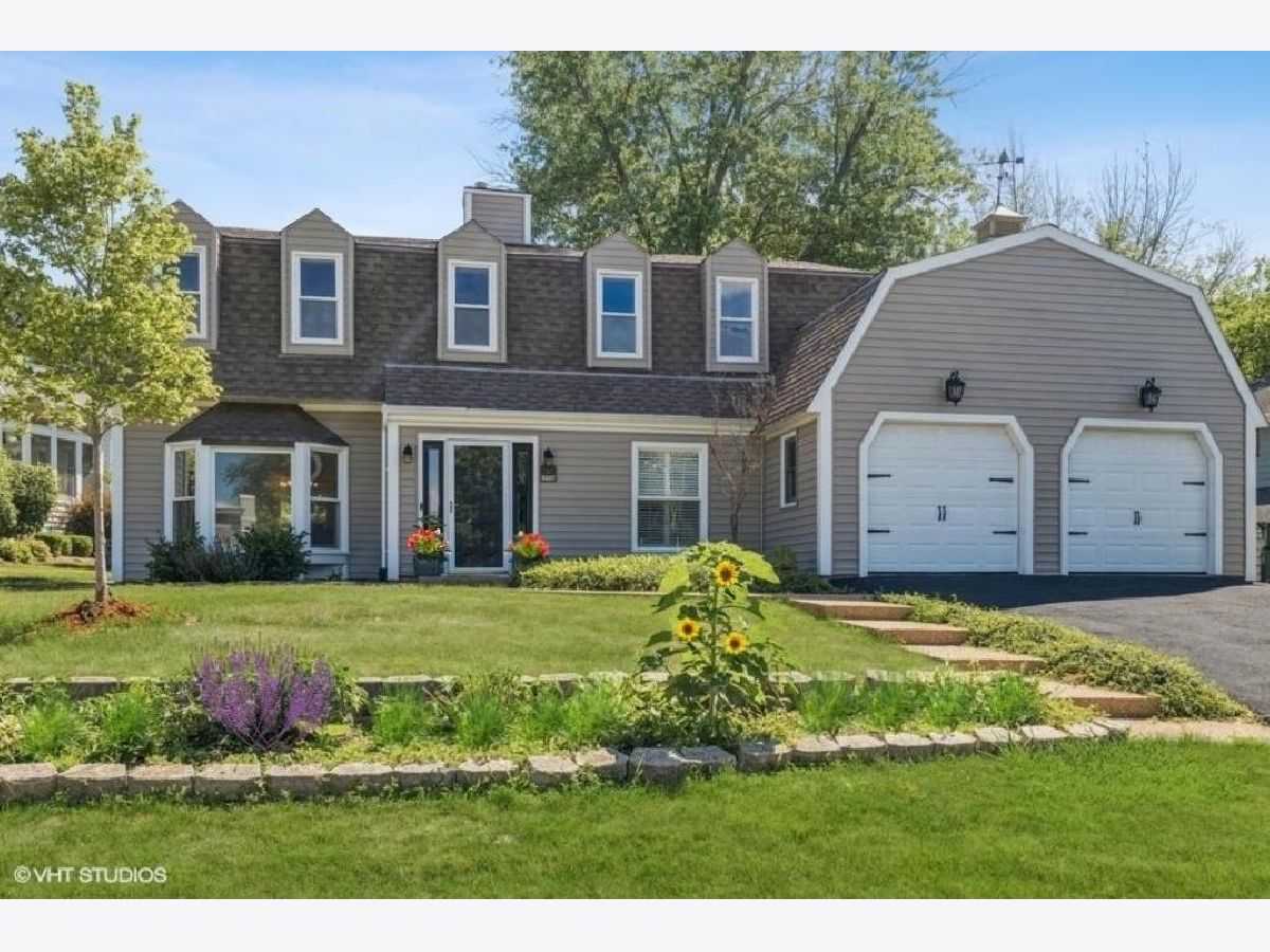 Homes For Sale Golfview Hills Hinsdale Illinois, 5557 Quincy Street