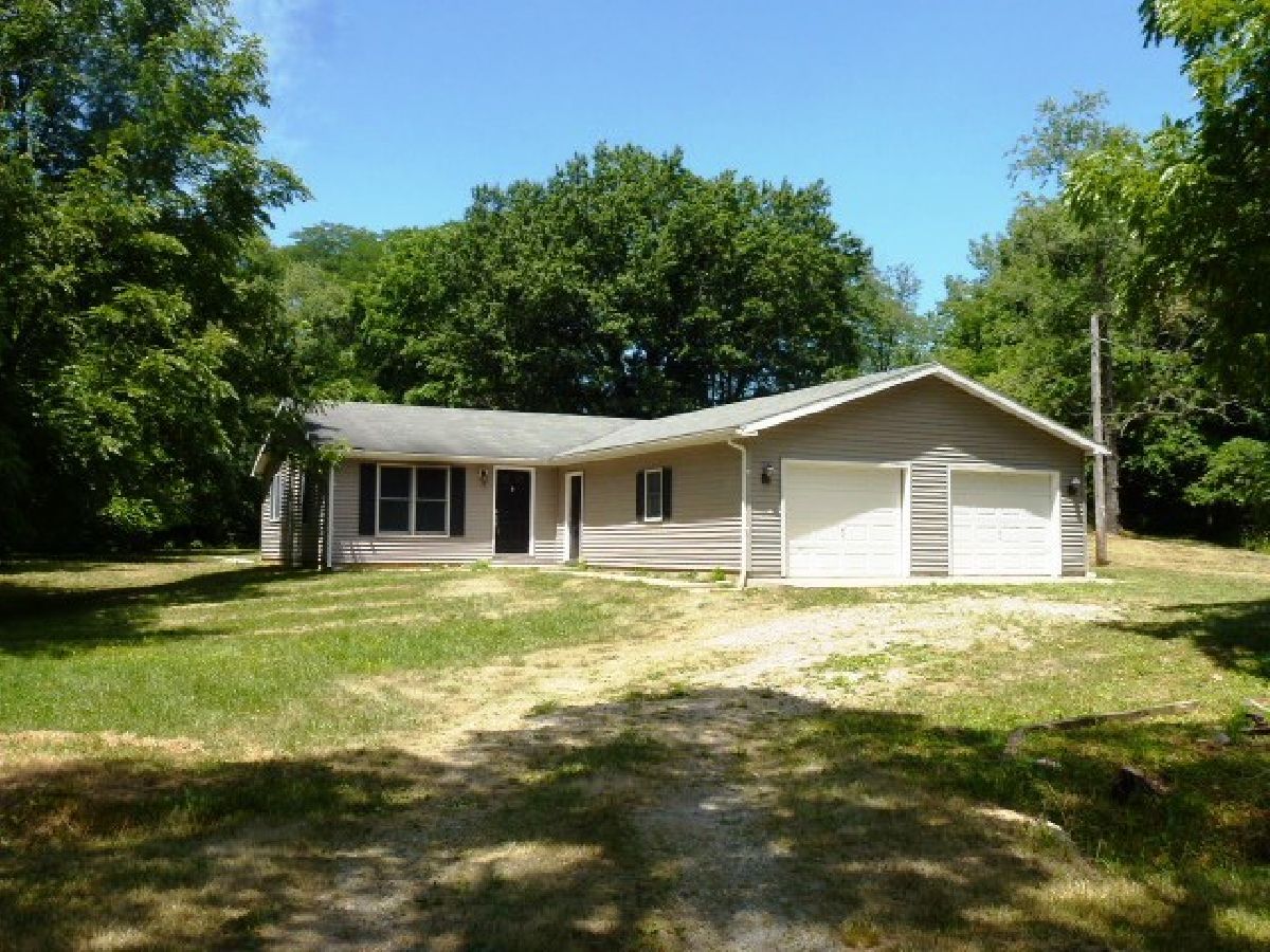  Sold Dewitt Illinois, 13235 Sportsman