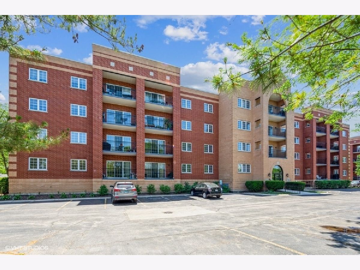 Condominiums Sold Miramonte Pointe Palatine Illinois, 59 Hale