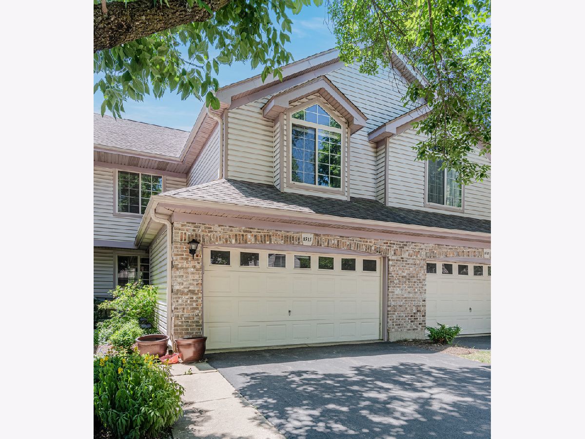 Townhomes Sold Wellington Park Palatine Illinois, 1515 Saint Marks