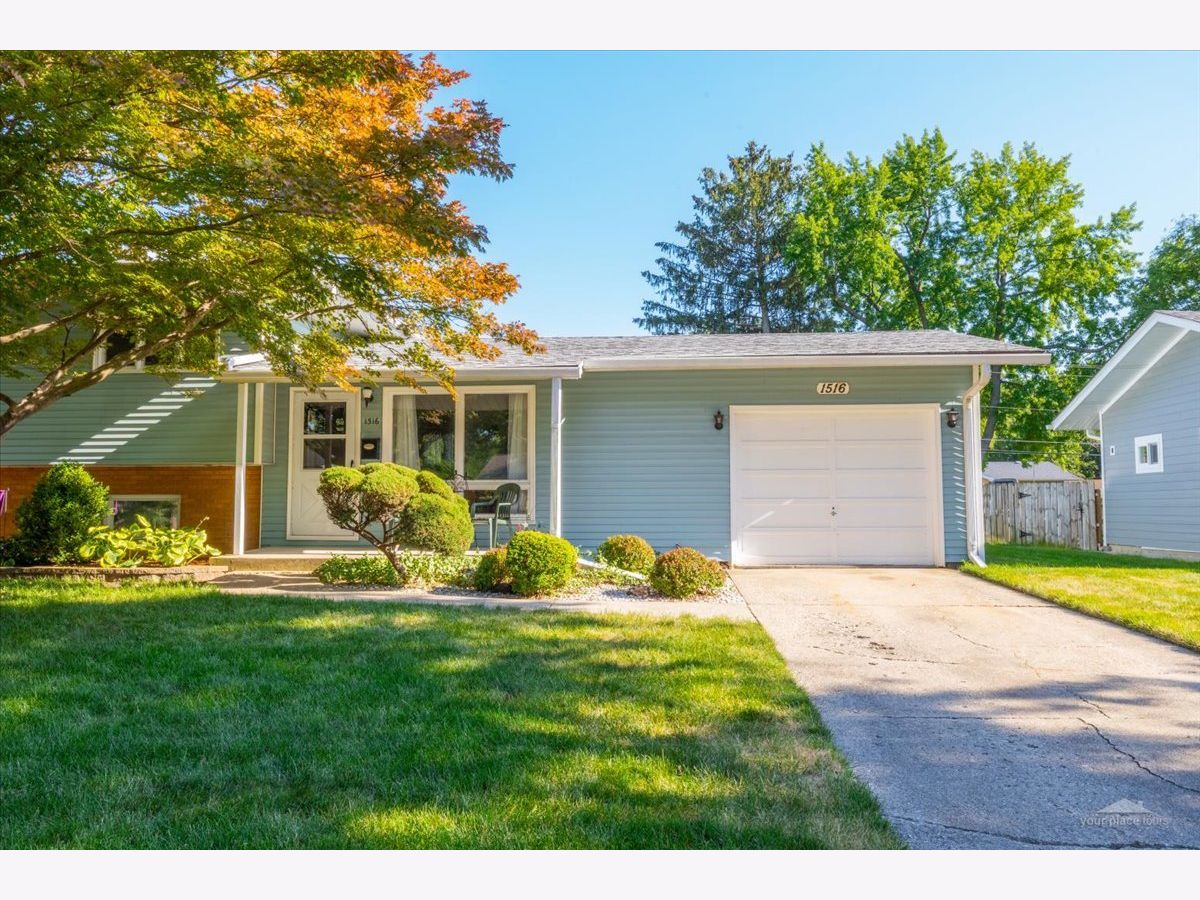 Homes Sold Heathercrest Aurora Illinois, 1516 Roanoke