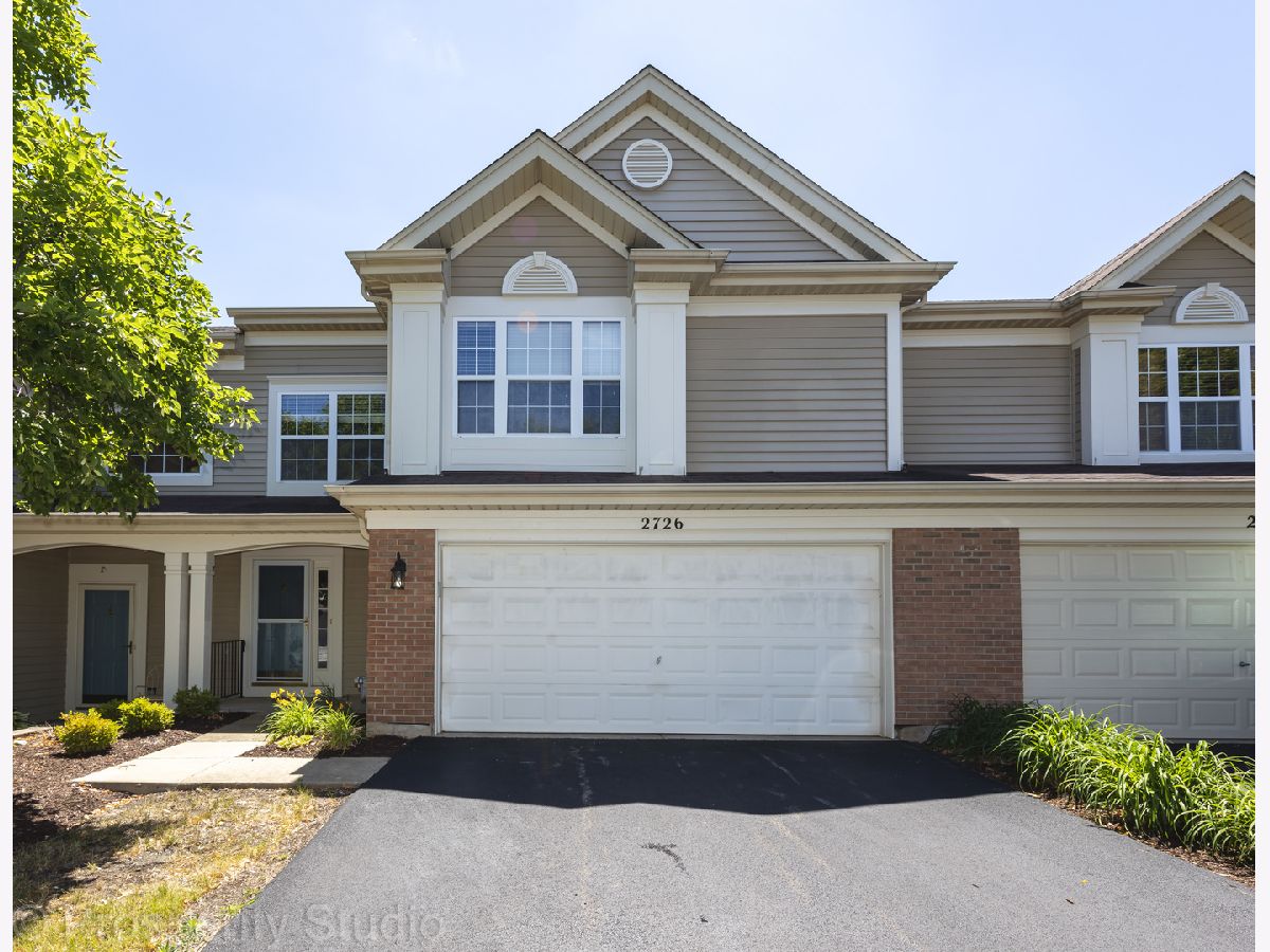 Townhomes Rented Parkside At Countryside Aurora Illinois, 2726 Borkshire