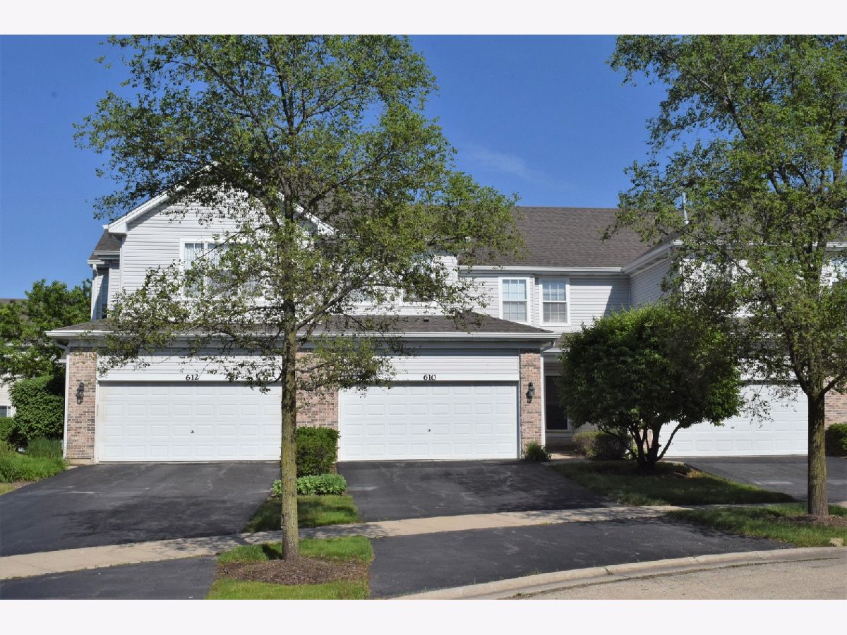 Townhomes & Condos Sold Bridgewater Naperville Illinois, 608 Esla