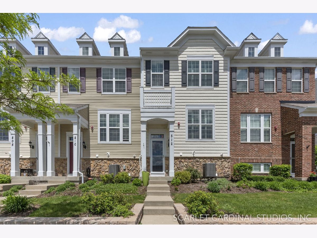 Townhomes Sold Arlington Crossings Arlington Heights Illinois, 812 Wing