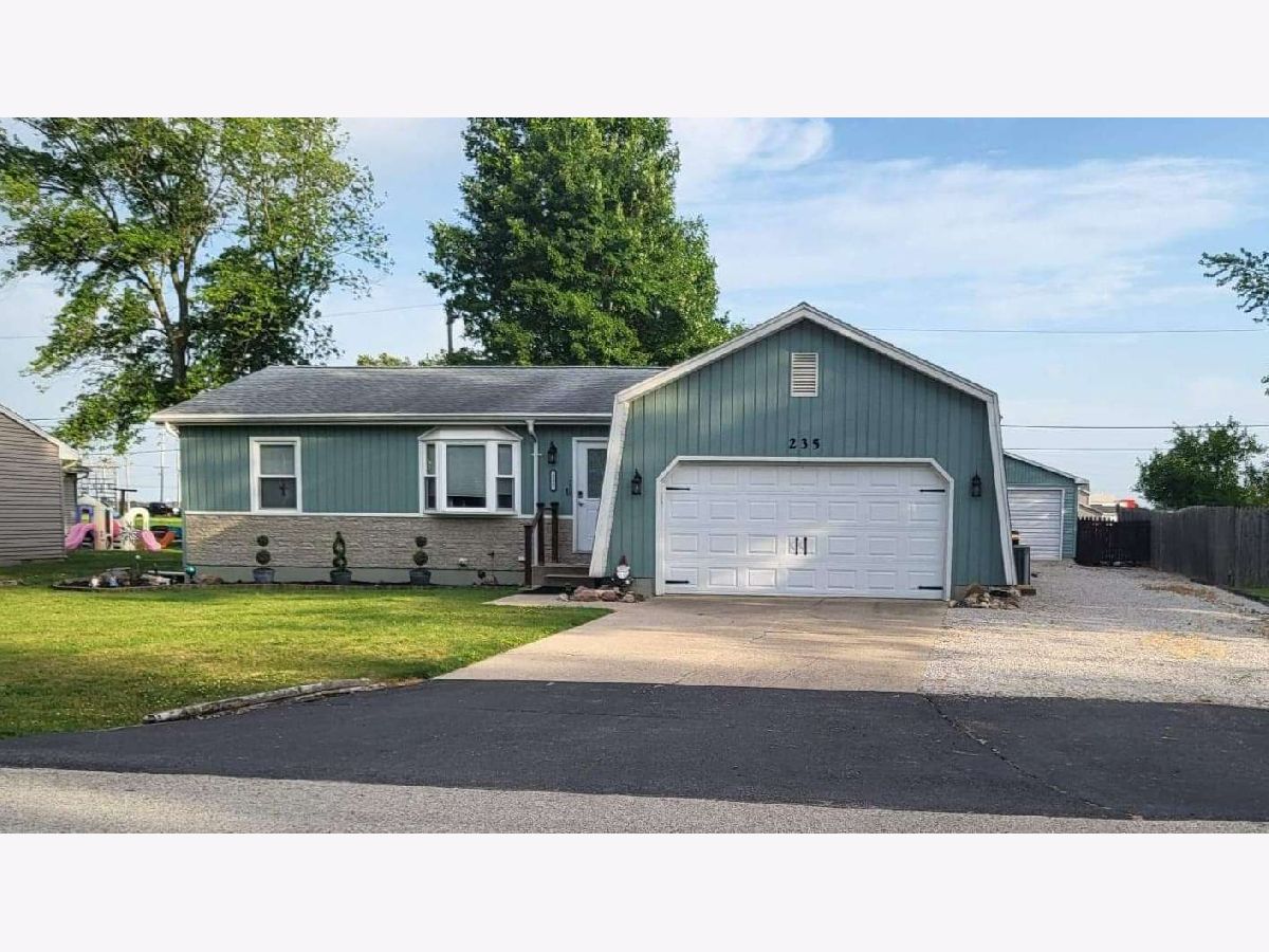  Sold Forsyth Illinois, 235 Ponderosa