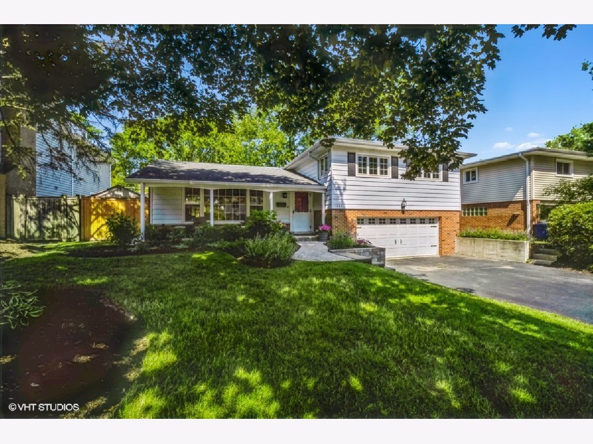 Homes Sold Northeast Deerfield Deerfield Illinois, 1304 Oxford