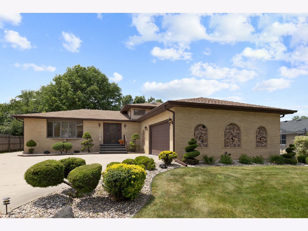 Homes & Condominiums Sold Nordic Park Itasca Illinois, 5N404 Eagle