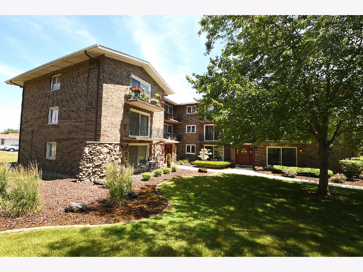 Condos & Townhomes & Homes Sold Evergreen Orland Park Illinois, 9024 140th