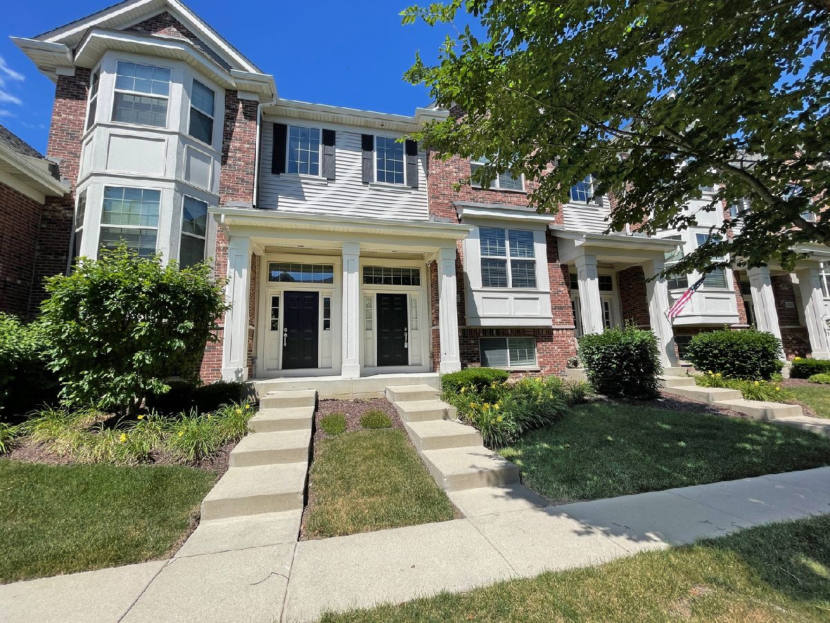 Townhomes Sold Shelburne Crossing Winfield Illinois, 0N078 Forsythe
