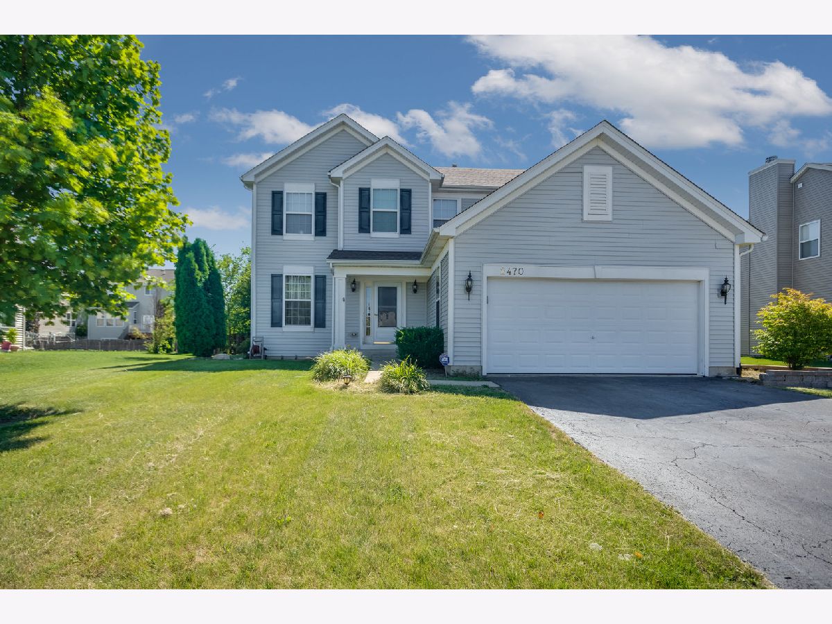 Homes & Townhomes Rented Blackberry Crossing Montgomery Illinois, 2470 Simon