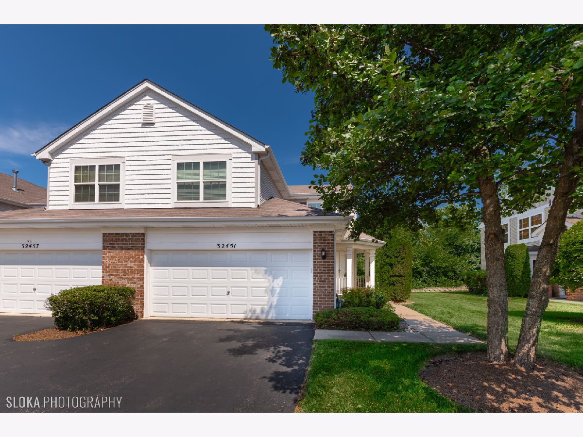 Rockwell Place Lakemoor IL, Townhomes & Homes For Sale & For Rent