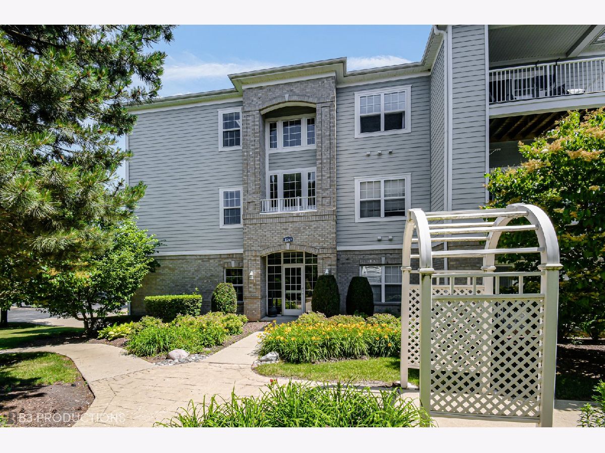 Condominiums Sold Lakeview Place Addison Illinois, 1267 Lake