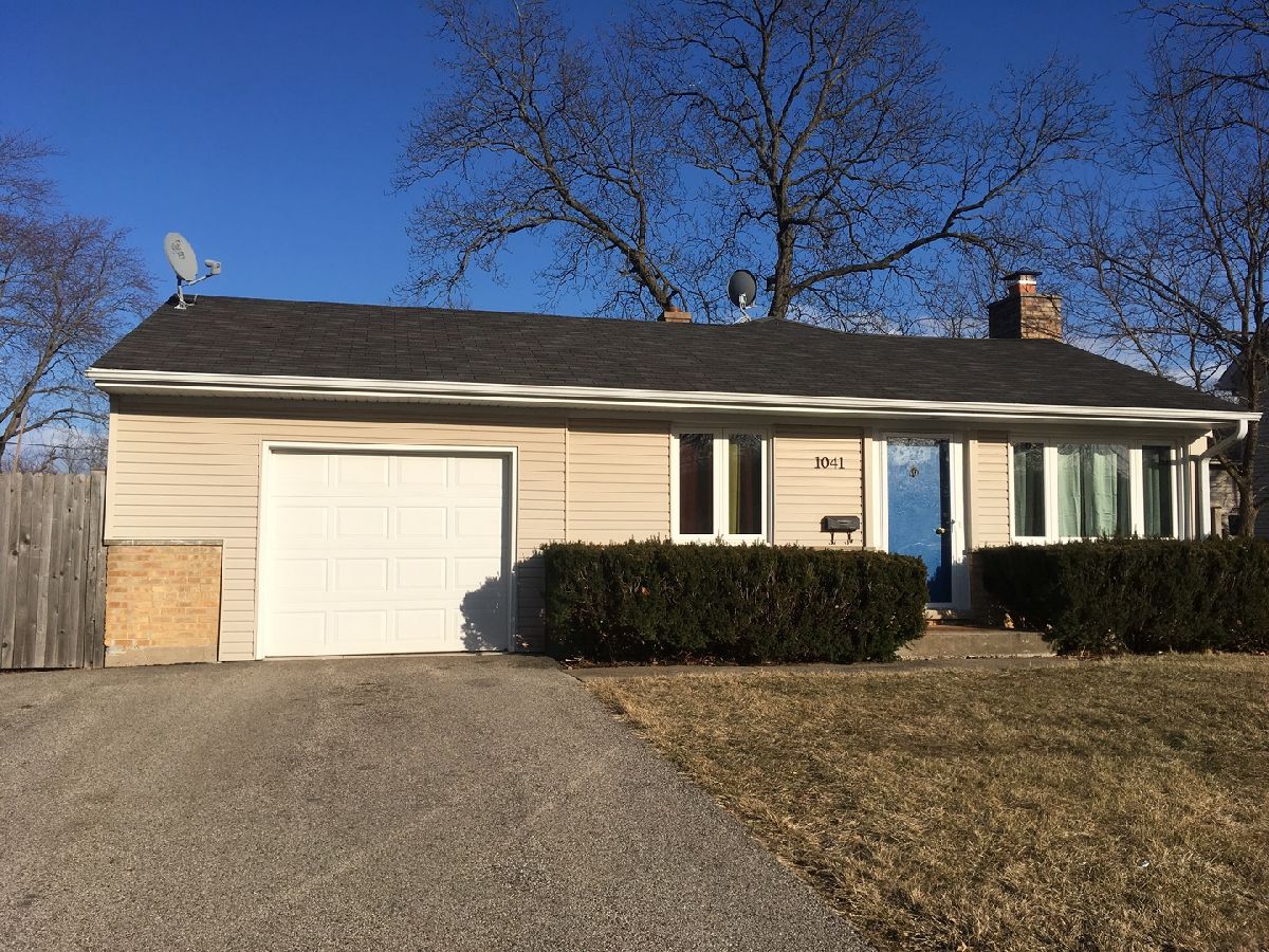 Homes Rented East Northbrook Northbrook Illinois, 1041 Marshall