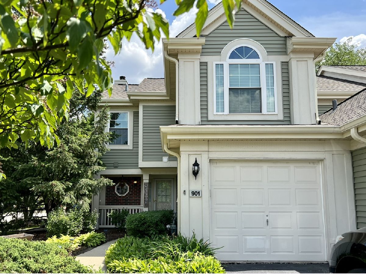 Townhomes & Condos & Homes Rented Talbots Mill Elk Grove Village Illinois