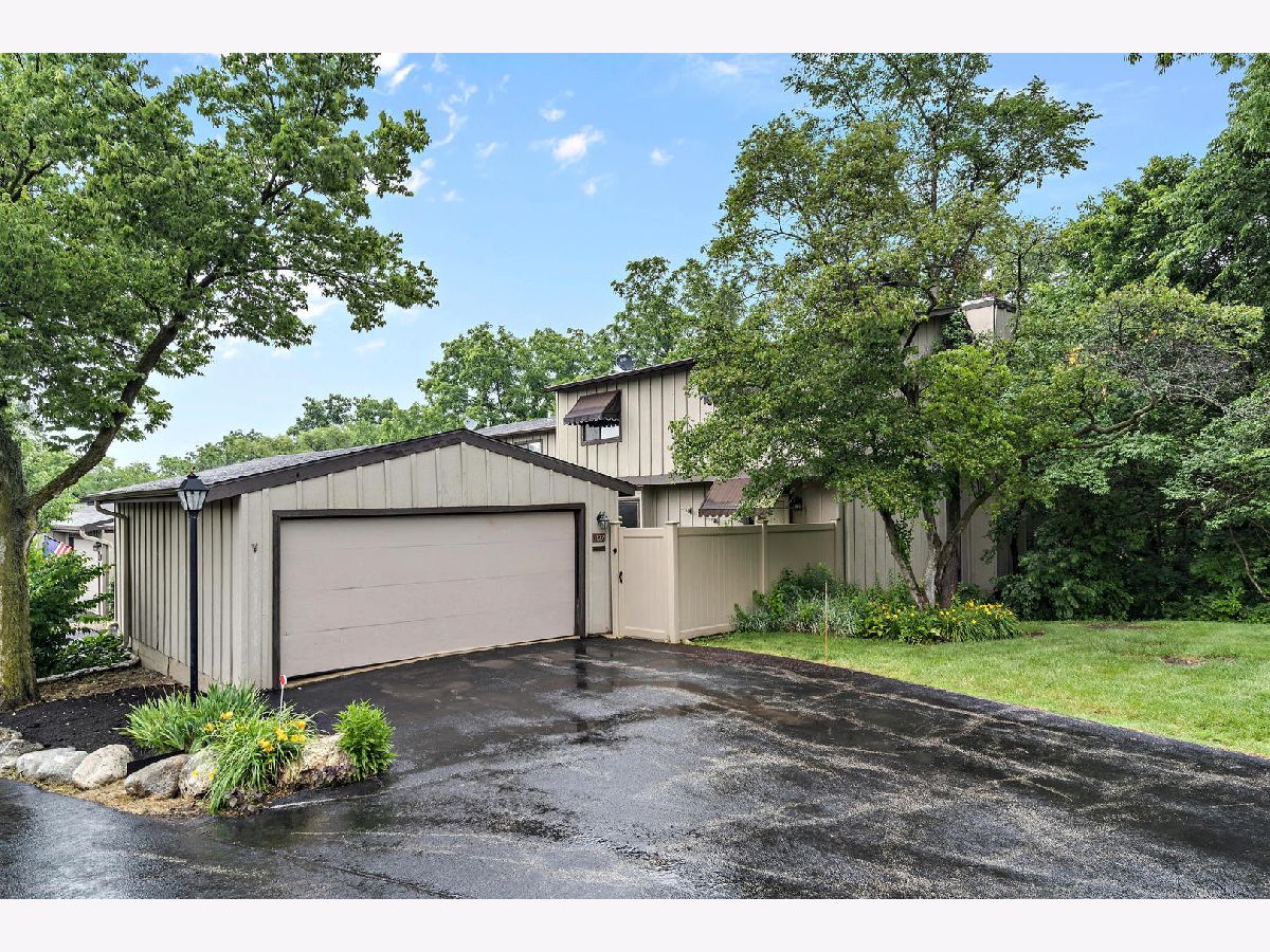 Townhomes Sold Tyler Bluff Elgin Illinois, 1127 Florimond