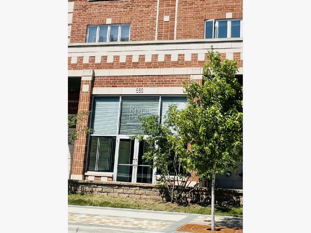 Condominiums Sold River Pointe Des Plaines Illinois, 650 River