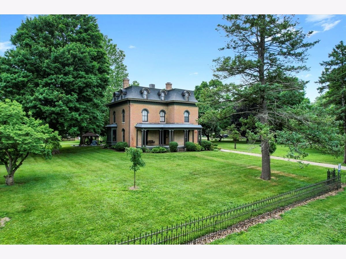 Homes Sold Larmons And Marshall Tolono Illinois, 305 2nd