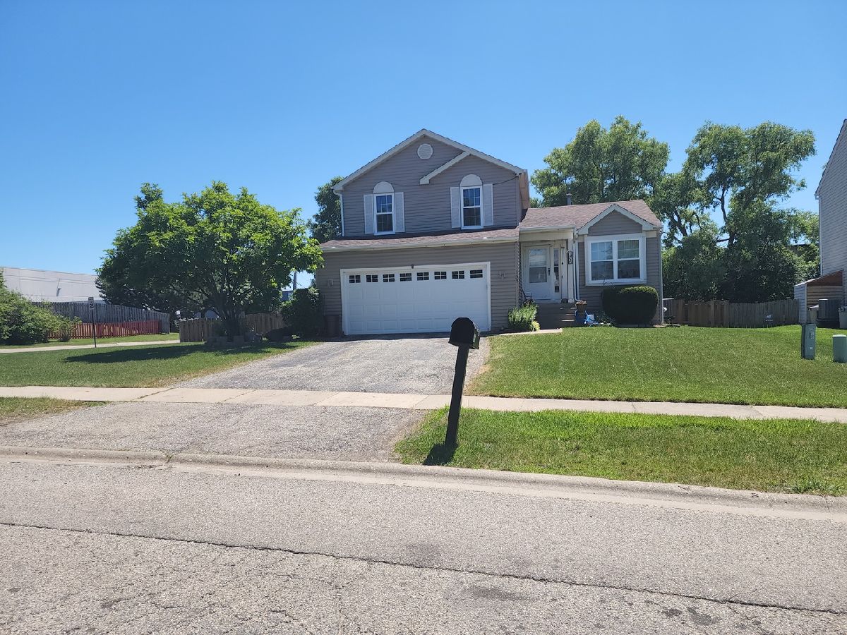 Homes Sold Willow Ridge Round Lake Beach Illinois, 155 Sprucewood