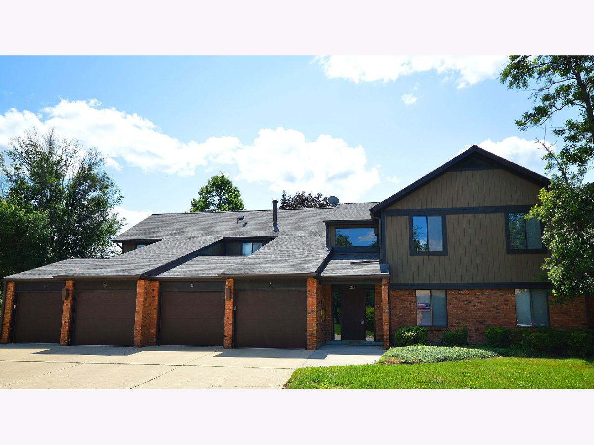 Condominiums Sold Manor Homes Of Century Oaks Elgin Illinois, 22 Creekside