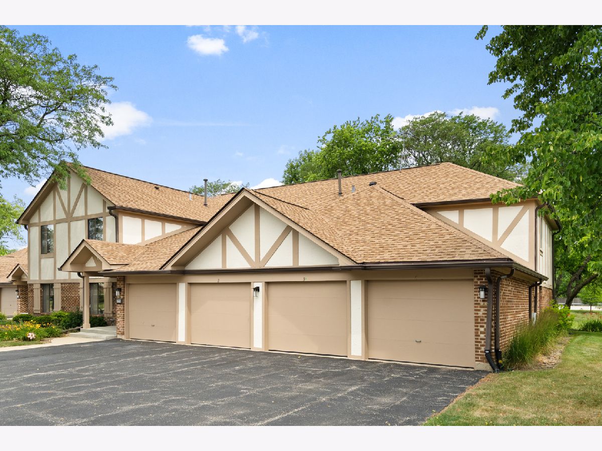 Condominiums & Homes Sold Kingsport Estates Schaumburg Illinois, 908 Knottingham