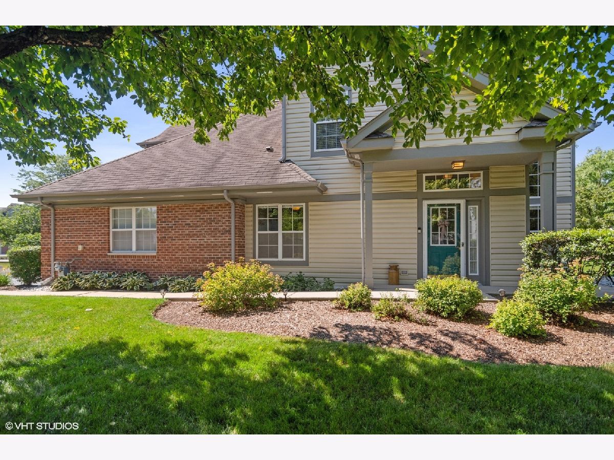 Townhomes & Condos Sold Checker Place Buffalo Grove Illinois, 292 Manor