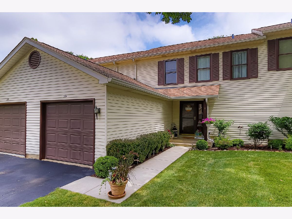 Townhomes Sold Creekside Villas Palatine Illinois, 521 Villa Circle