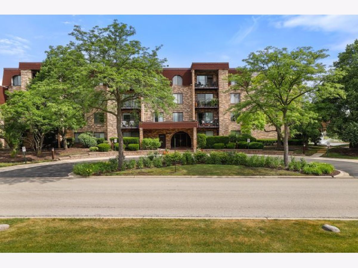 Condominiums & Homes Sold Salceda Del Norte Northbrook Illinois, 2150 Valencia