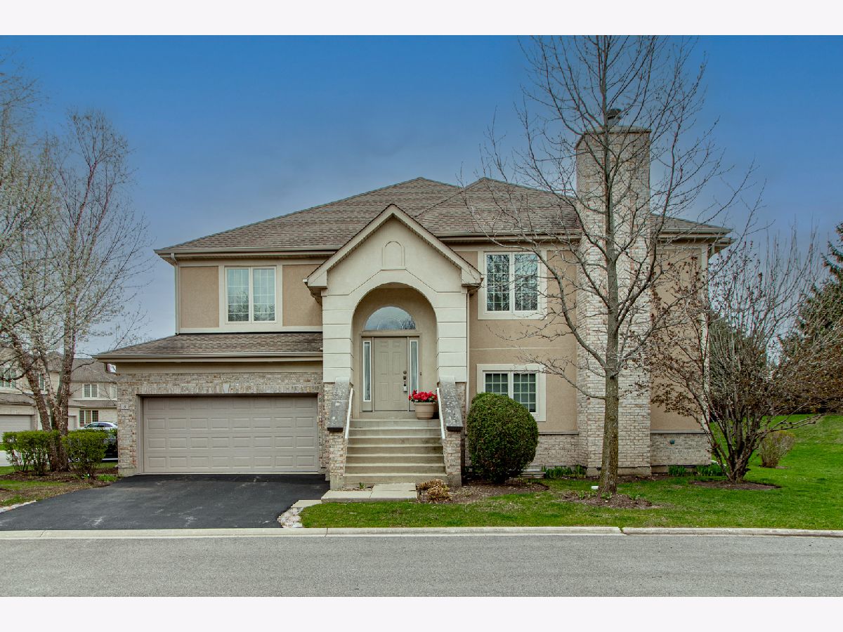 Townhomes Rented Beaconfield Lincolnshire Illinois, 6 Beaconsfield