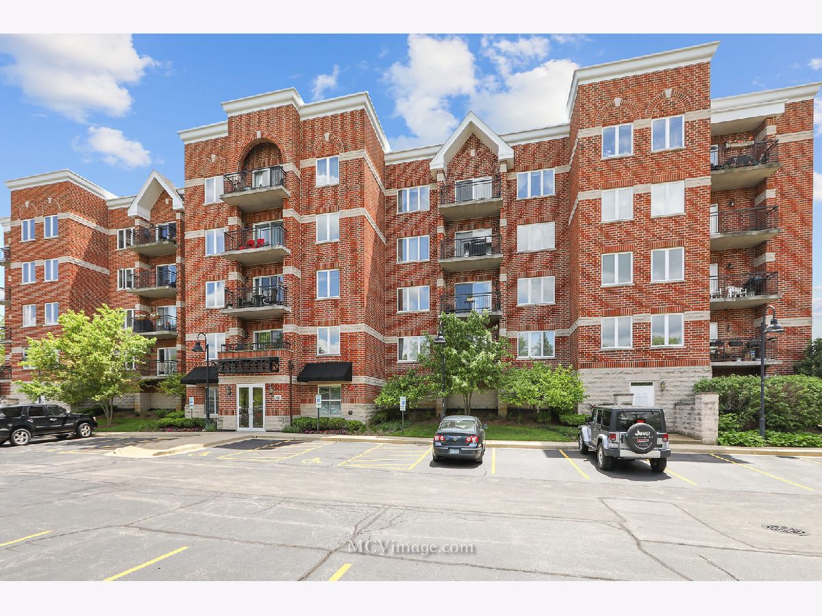 Condos & Townhomes Sold Park Wellington Arlington Heights Illinois, 3401 Carriageway