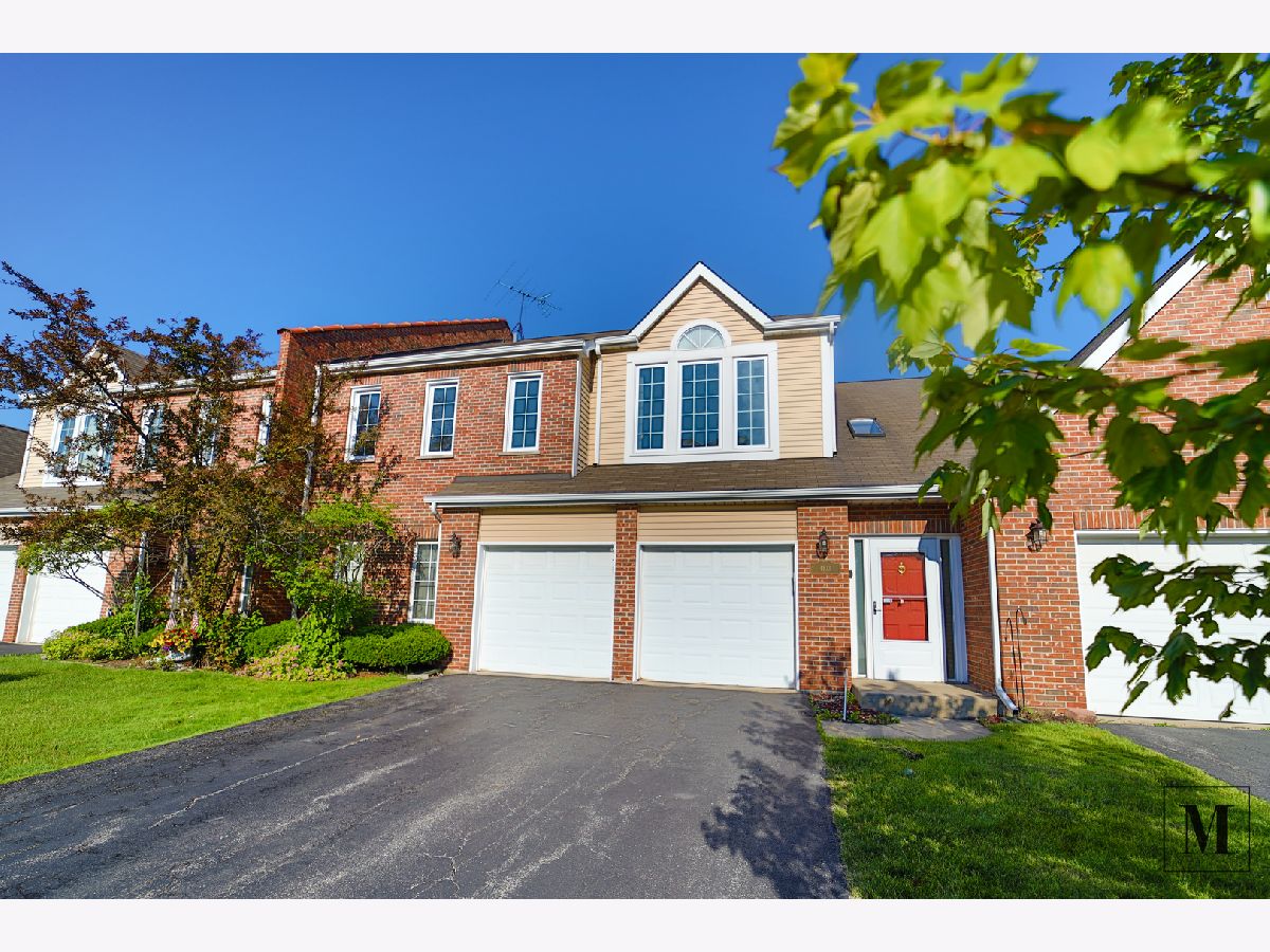 Condos & Townhomes Rented Triumvera Glenview Illinois, 4103 Florence