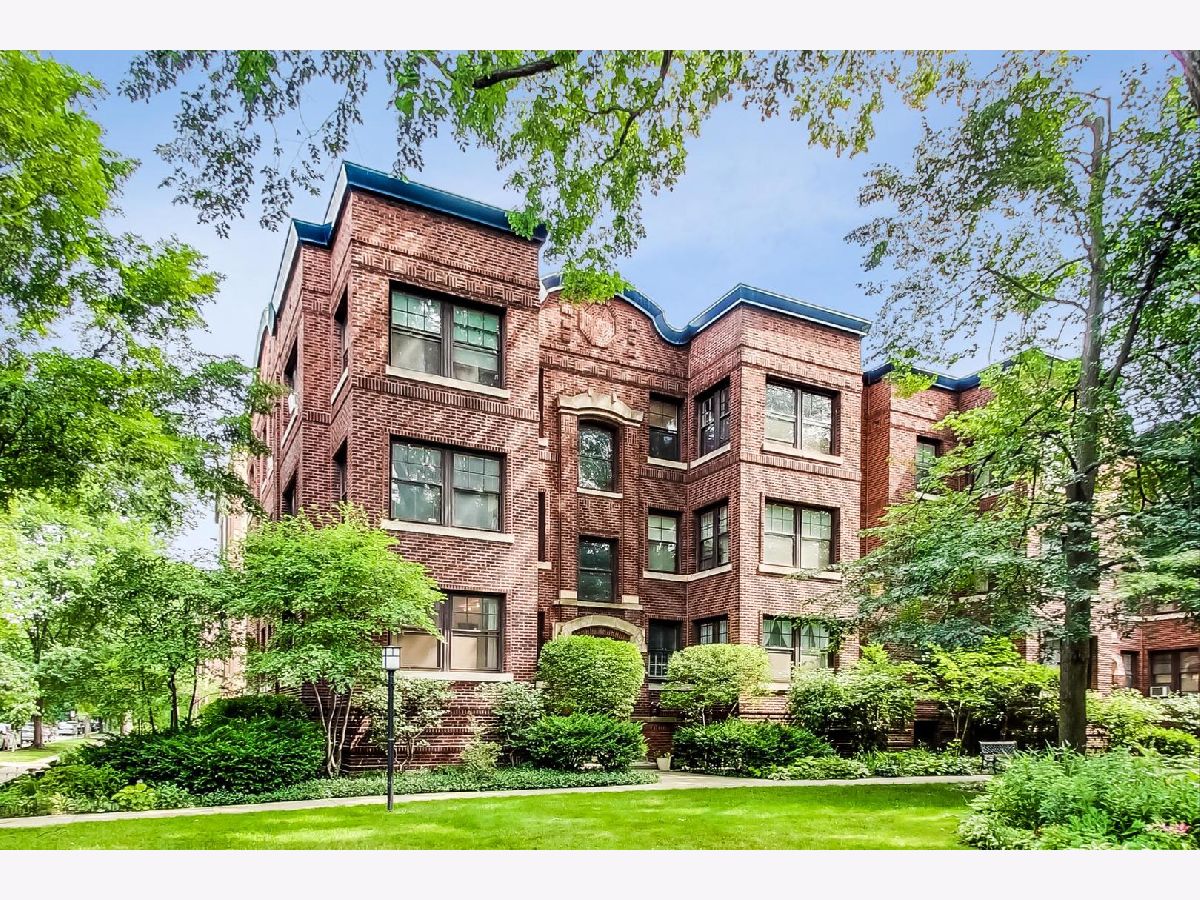 Condominiums Sold Maple Court Evanston Illinois, 1133 Maple