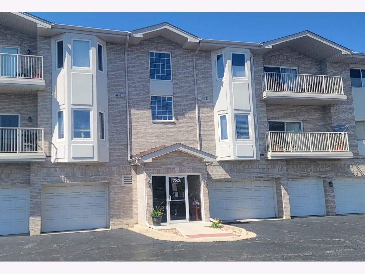 Condominiums Sold Avanti Place Addison Illinois, 733 5th