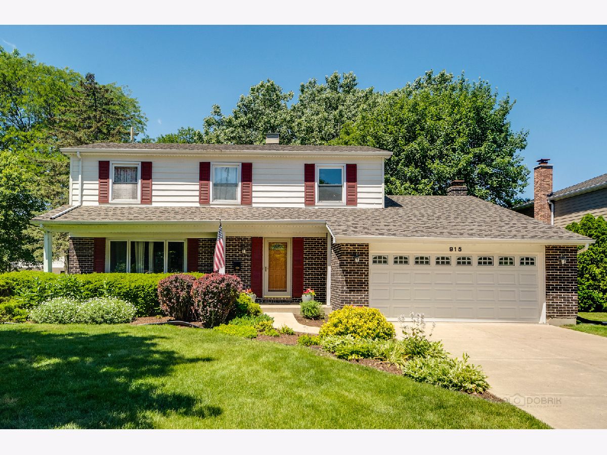 Homes Sold West Cambridge Libertyville Illinois, 915 Warwick