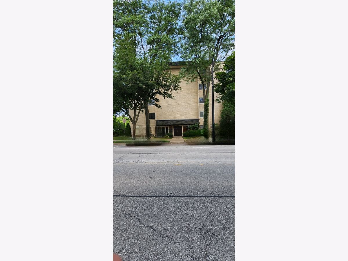 Condominiums Sold Ferris Point Condos Morton Grove Illinois, 8650 Ferris