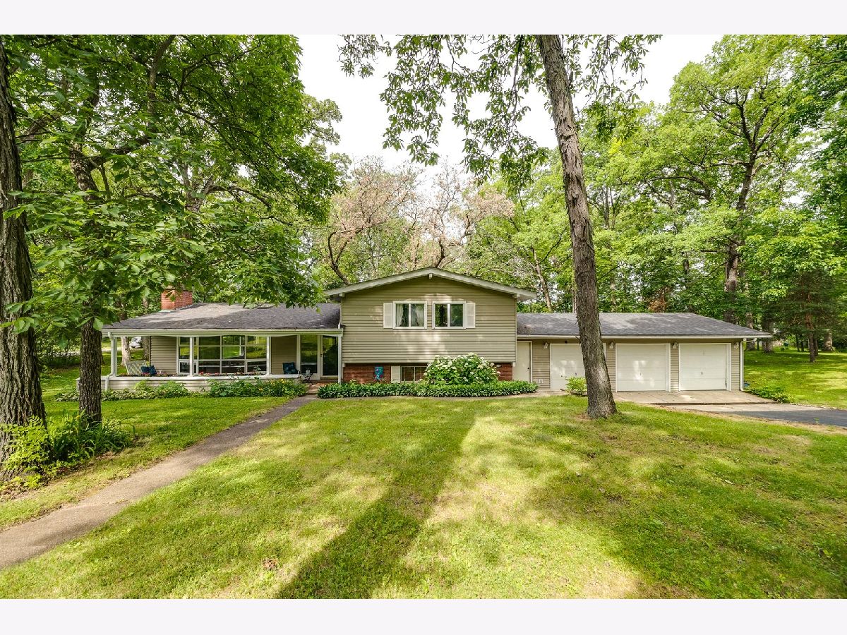 Homes & Condominiums Sold Todd Woods Woodstock Illinois, 703 Hickory