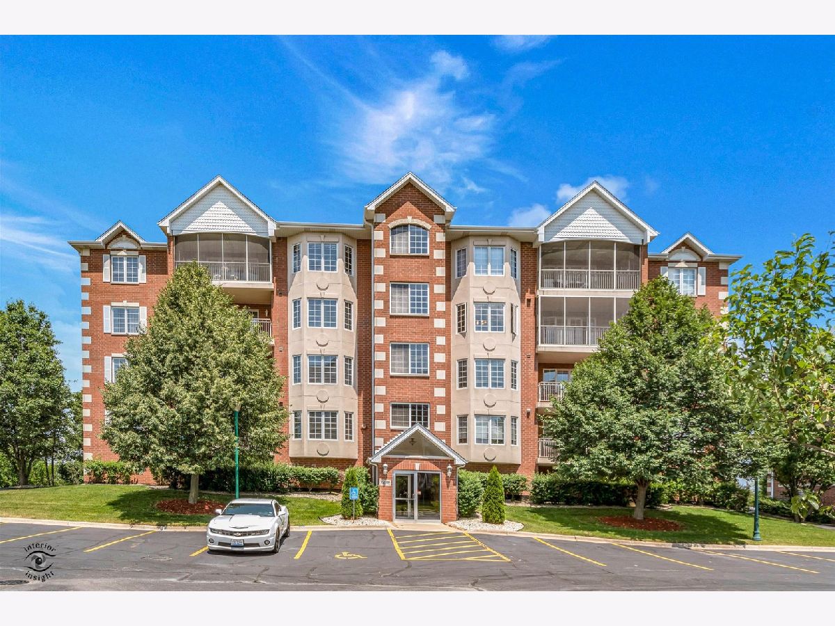 Condominiums & Homes Sold Brookside East Tinley Park Illinois, 7728 Greenway