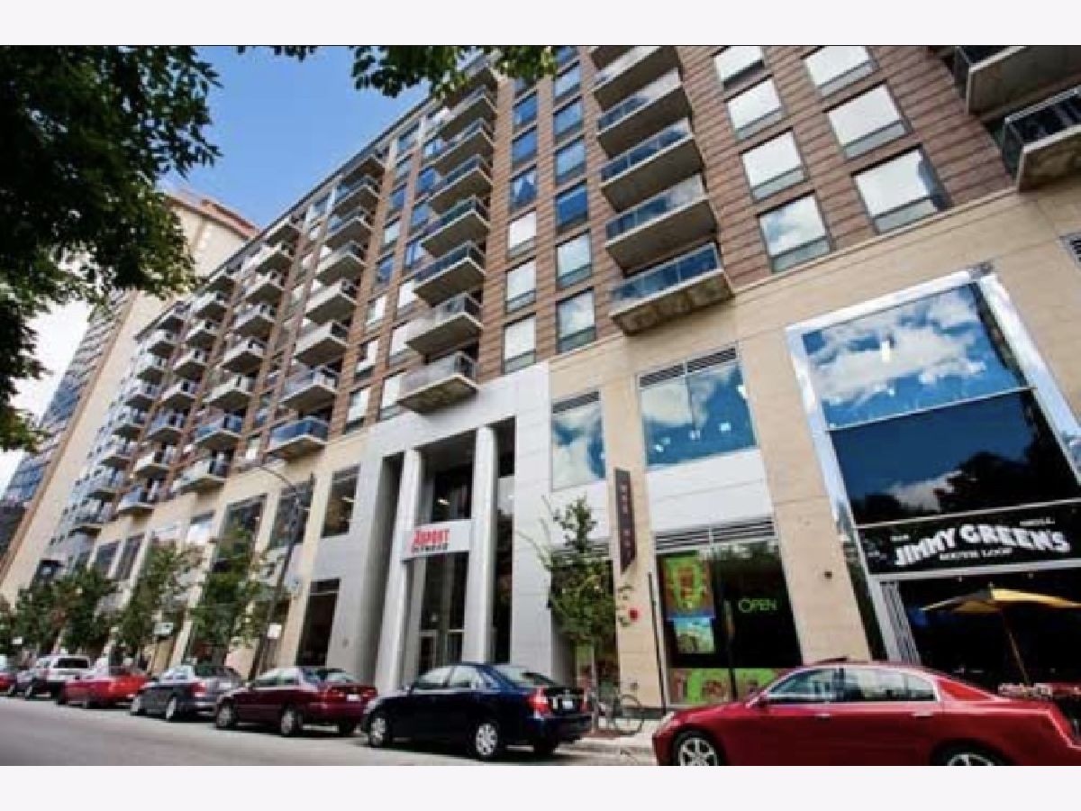 Condominiums Rented One Place Chicago Illinois, 1 8th