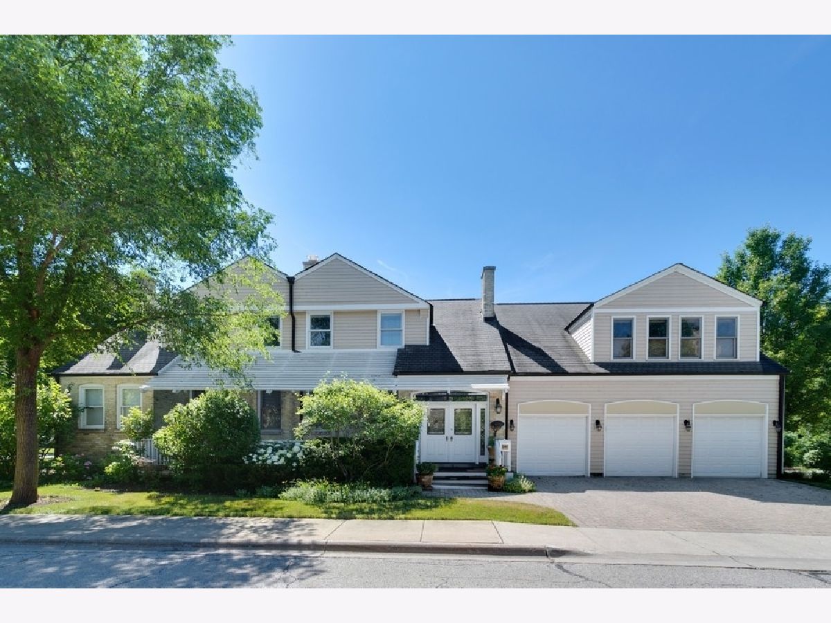 Condos & Townhomes & Homes Rented Fort Sheridan Highland Park Illinois, 146 Towers Keep