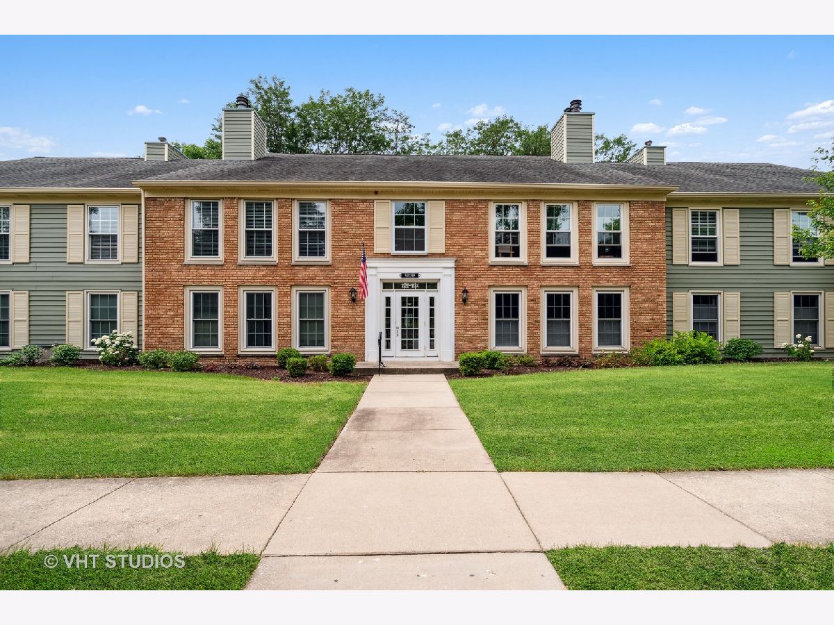 Condos & Townhomes Sold The Mansions Naperville Illinois, 1128 Iroquois