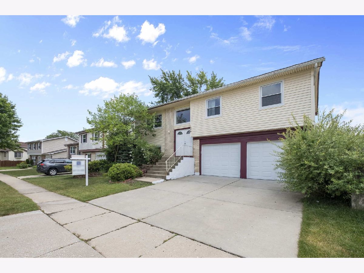 Homes Sold Harpers Landing Hoffman Estates Illinois, 1679 Bicek