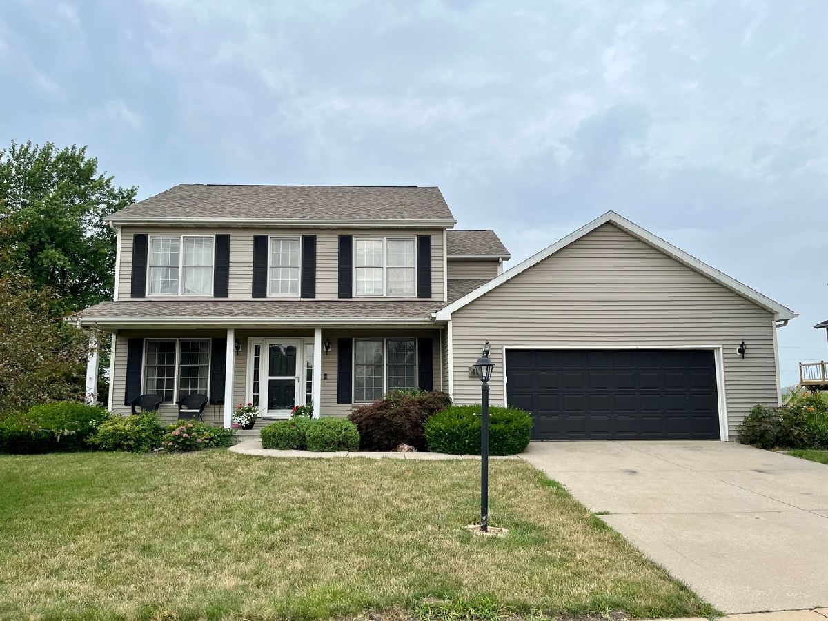 Homes Sold Cobble Creek Heyworth Illinois, 406 Delane