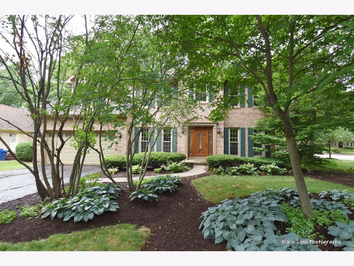 Homes Sold Surrey Woods St Charles Illinois, 2001 Red Oak