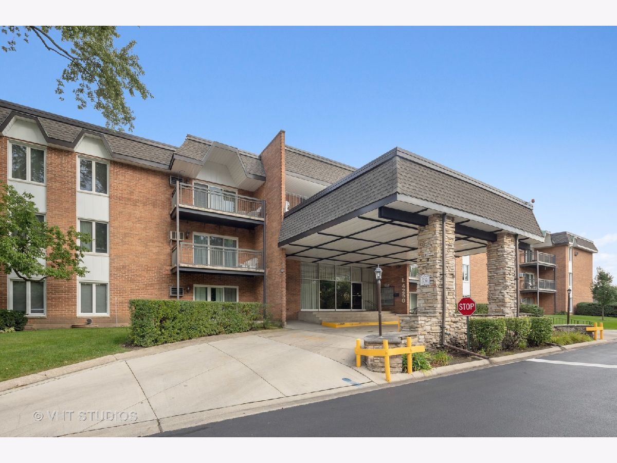 Westbrook West Downers Grove IL, Condominiums For Sale & For Rent