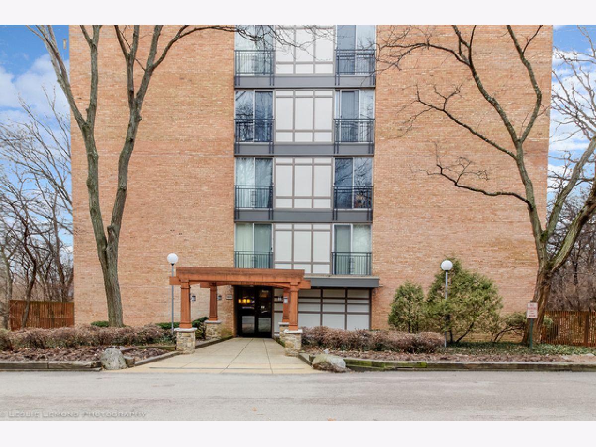 Four Lakes Lisle IL, Condos & Townhomes For Sale & For Rent Sadie