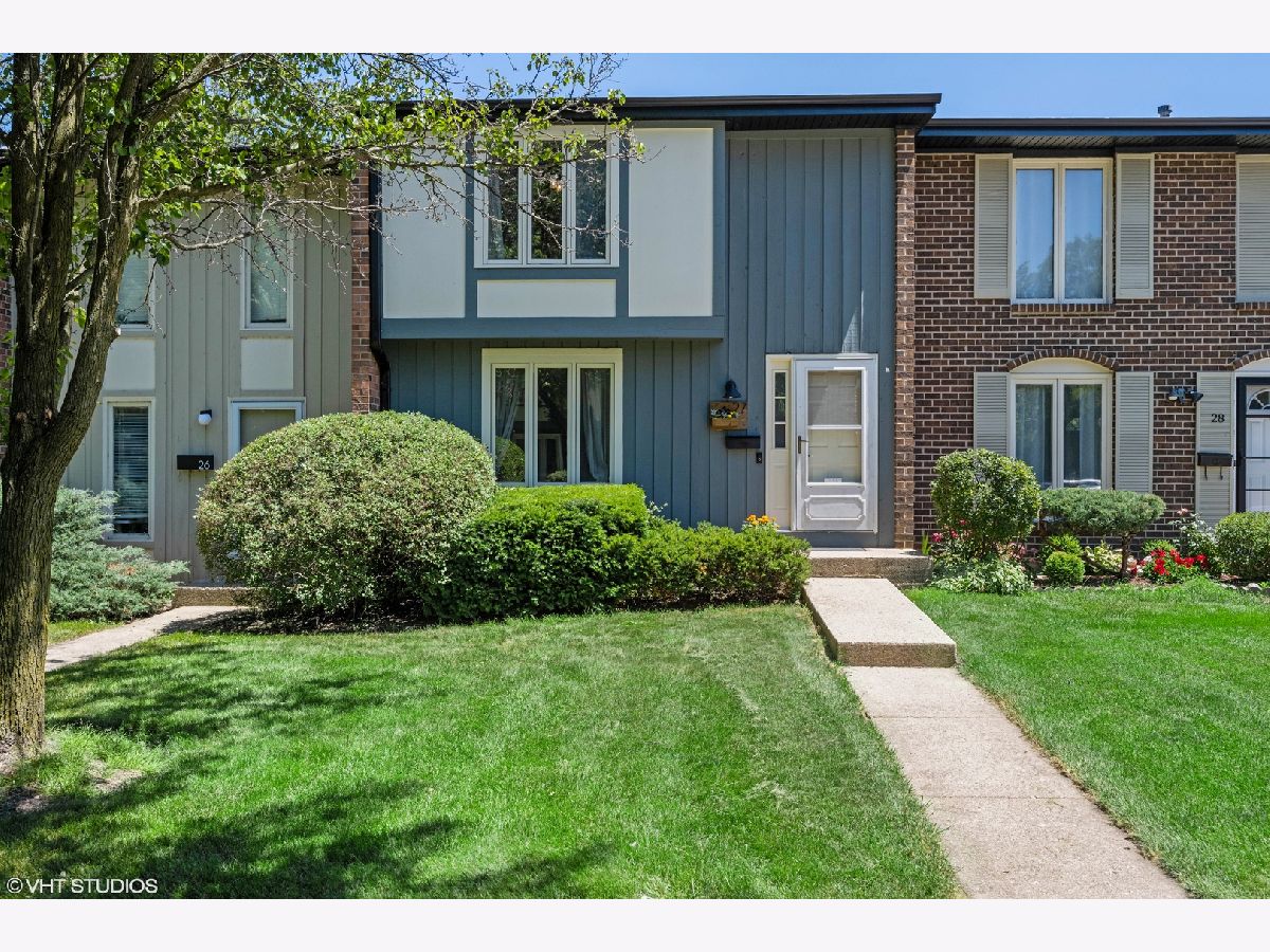 Townhomes Sold Garden Quarter Elgin Illinois, 27 Cypress