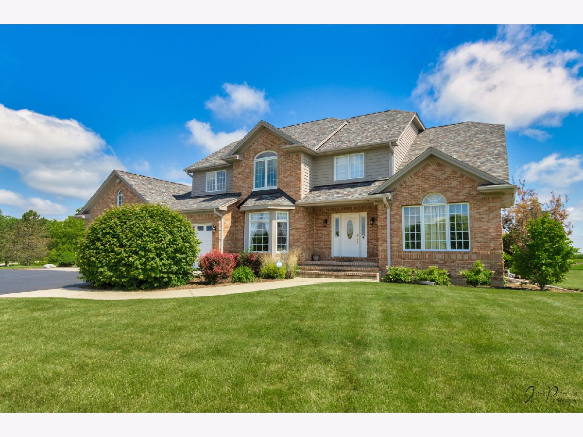 Homes Sold Oakview Estates Ringwood Illinois, 5128 Tall Oaks