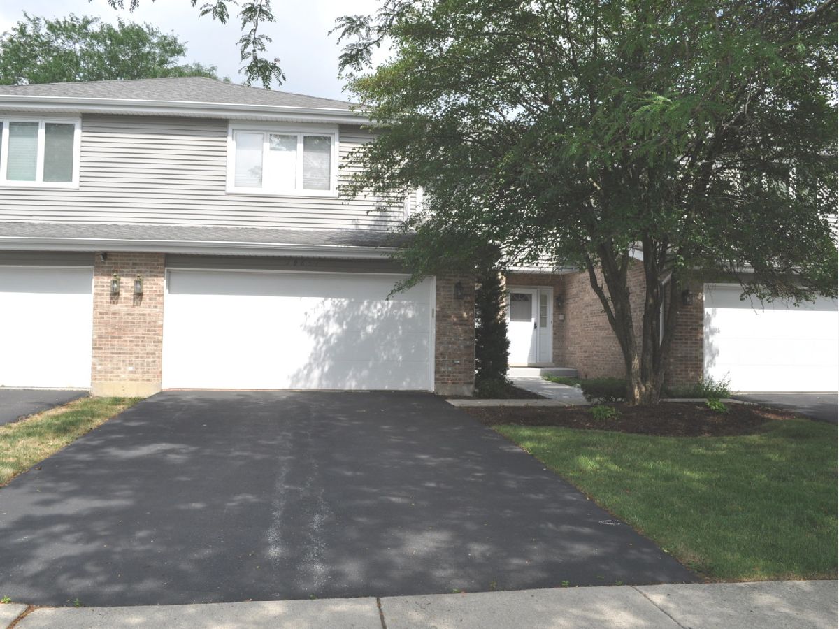 Townhomes Sold Oakbridge Mokena Illinois, 19651 Cambridge