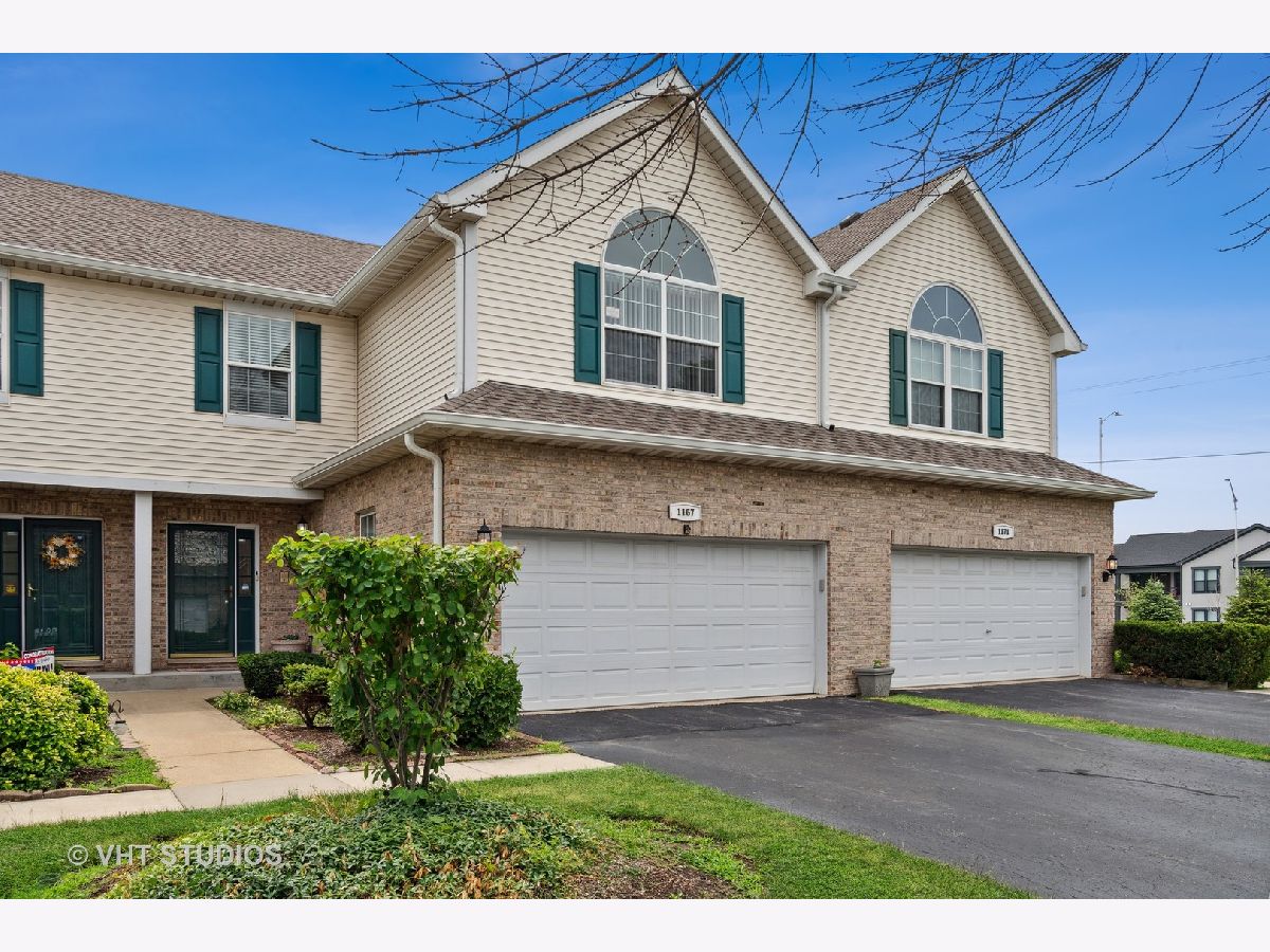 Townhomes Sold Lily Field Bolingbrook Illinois, 1167 Lily Field