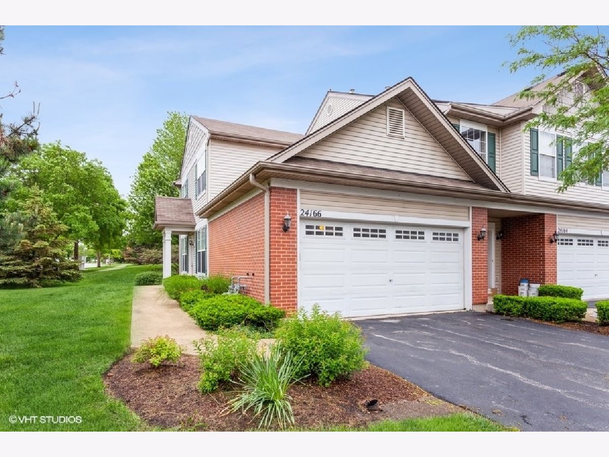 Townhomes & Condos Rented Walnut Creek Plainfield Illinois, 24166 Walnut