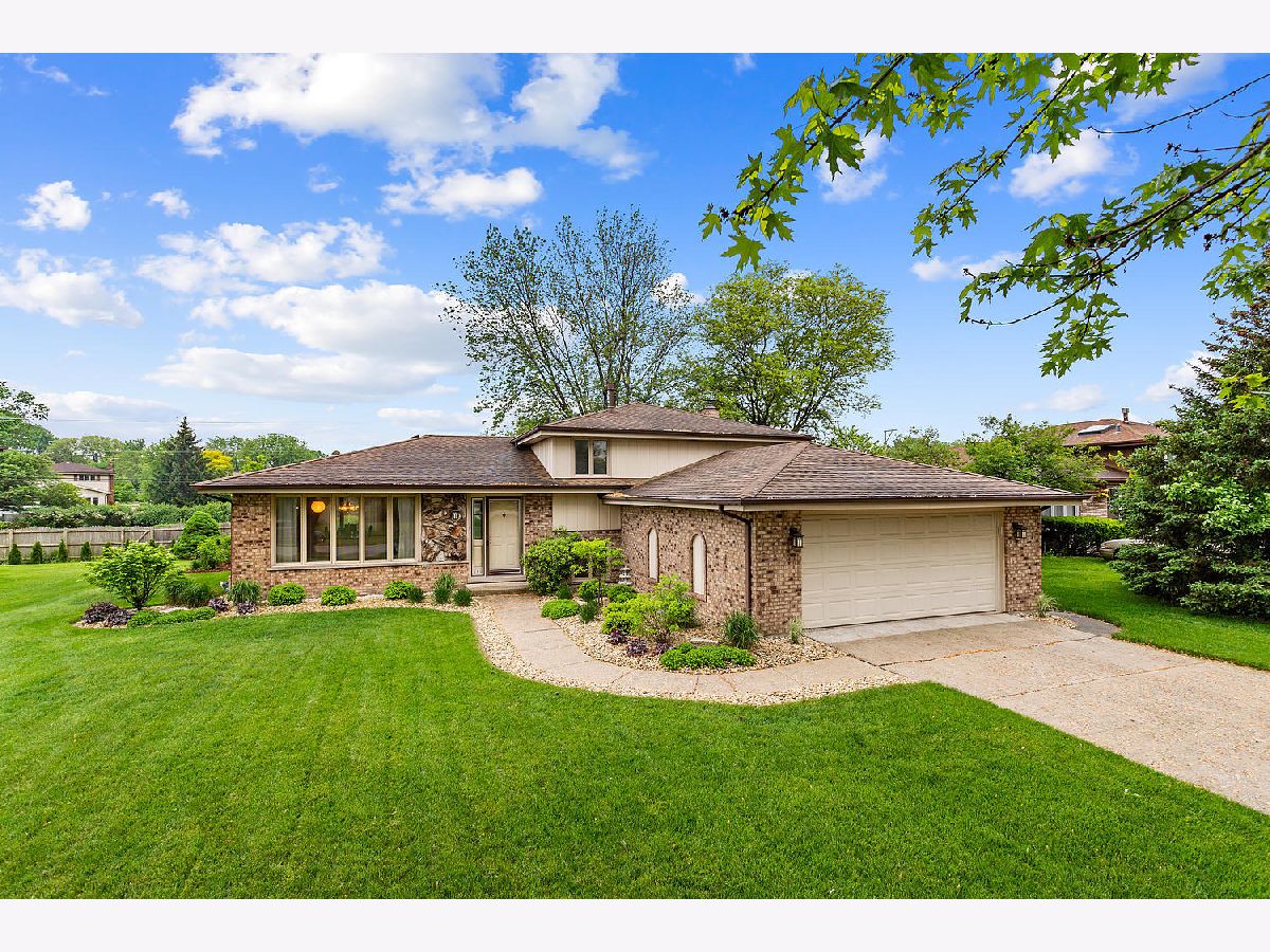 Homes Sold Lancaster Orland Park Illinois, 12061 Winchester